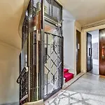 Bright & Modern Flat In Le Marais - An Ecoloflat