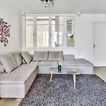 Bright & Modern Flat In Le Marais - An Ecoloflat